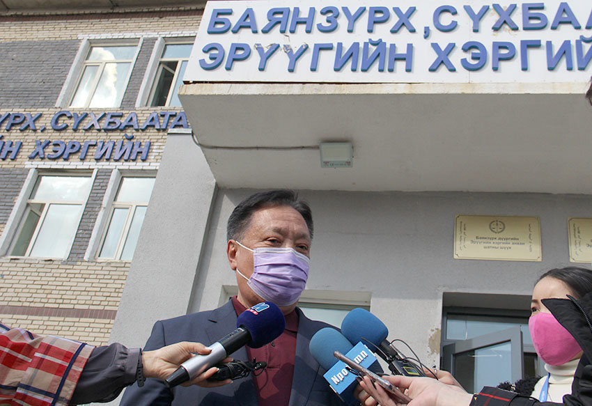 Ерөнхий сайд асан М.Энхсайханыг цагдан хорьжээ